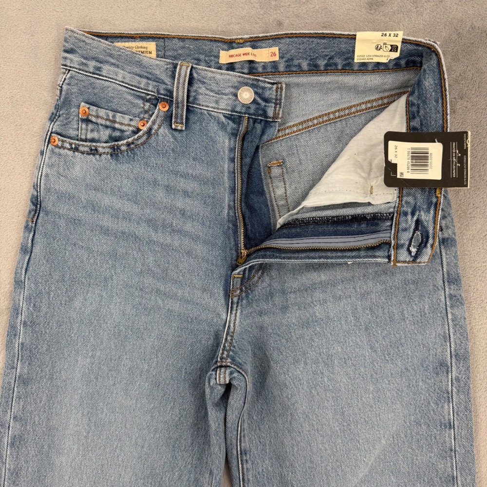 Levis Premium Ribcage Wide Leg Super High Rise Jeans Light Wash Women's 26x32 - Picture 6 of 16